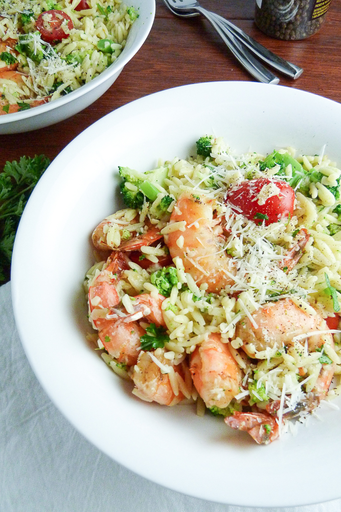 Spicy Shrimp And Orzo With Broccoli And Cherry Tomatoes - | 3 Scoops Of ...